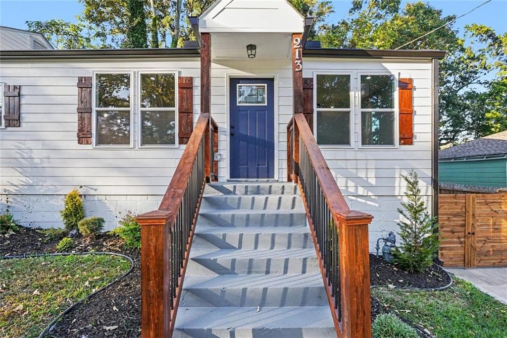 3 bedroom, 2 bathroom, 1,195 sq ft single family residence for sale at 213 Birch Street, Hapeville, GA 30354 — photo 3