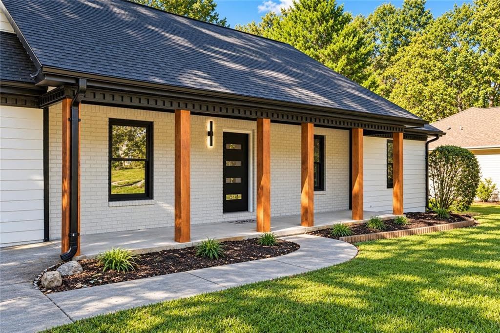 3 bedroom, 2 bathroom, 1,449 sq ft single family residence for sale at 145 Hardwood Drive, Covington, GA 30016 — photo 2