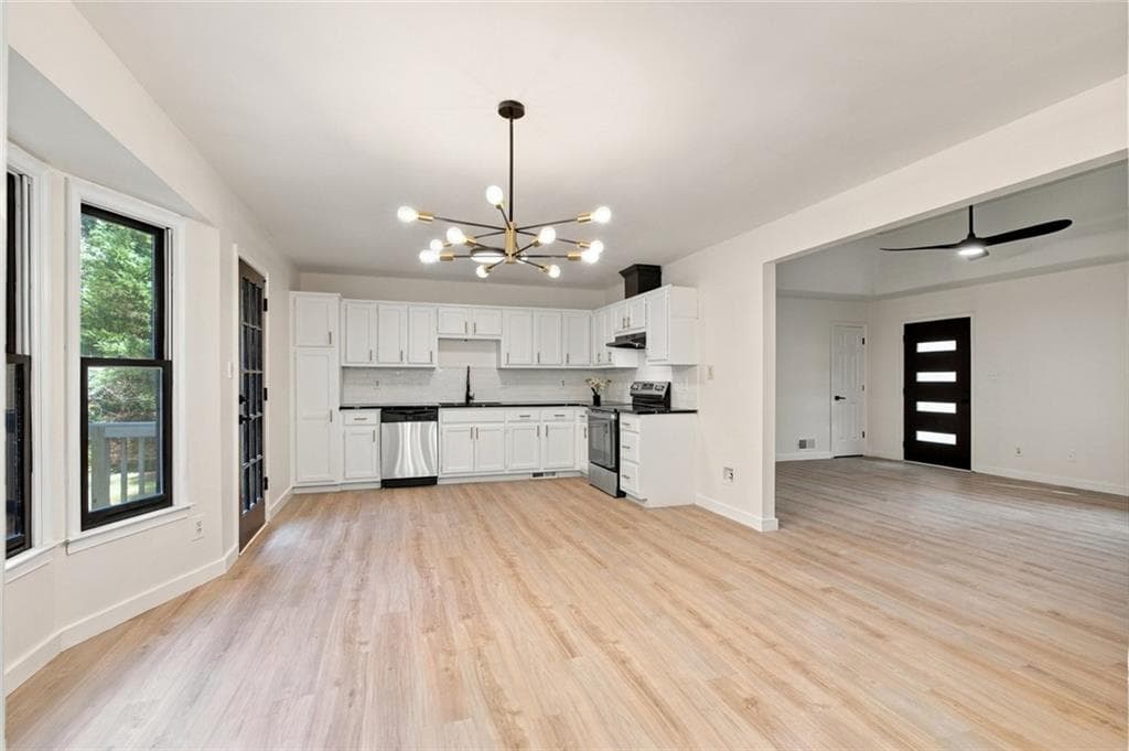 3 bedroom, 2 bathroom, 1,449 sq ft single family residence for sale at 145 Hardwood Drive, Covington, GA 30016 — photo 9