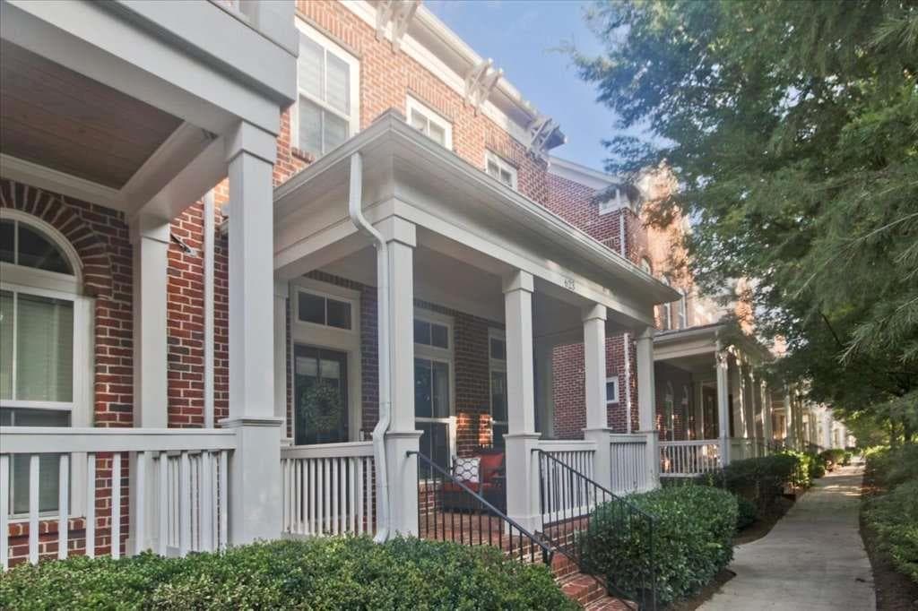 4 bedroom, 4 bathroom, 2,500 sq ft single family residence for sale at 623 Brennan Drive, Decatur, GA 30033