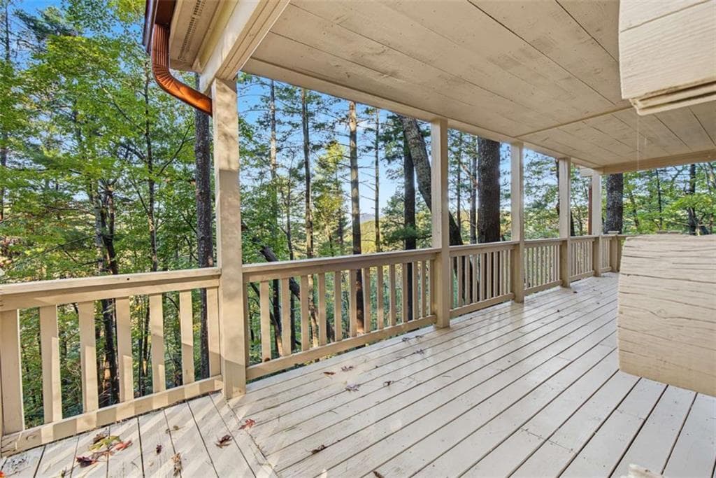 2 bedroom, 1 bathroom, 1,350 sq ft single family residence for sale at 237 Little Rock Creek Court Court, Cherry Log, GA 30522 — photo 3