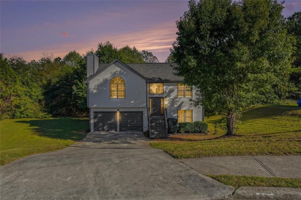 3 bedroom, 2 bathroom, 1,192 sq ft single family residence for sale at 3868 English Valley Drive, Ellenwood, GA 30294 — photo 4