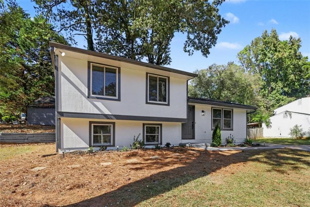 5 bedroom, 3 bathroom, 1,620 sq ft single family residence for sale at 2615 Old South Drive, Jonesboro, GA 30236 — photo 3