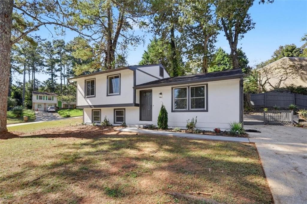 5 bedroom, 3 bathroom, 1,620 sq ft single family residence for sale at 2615 Old South Drive, Jonesboro, GA 30236 — photo 5