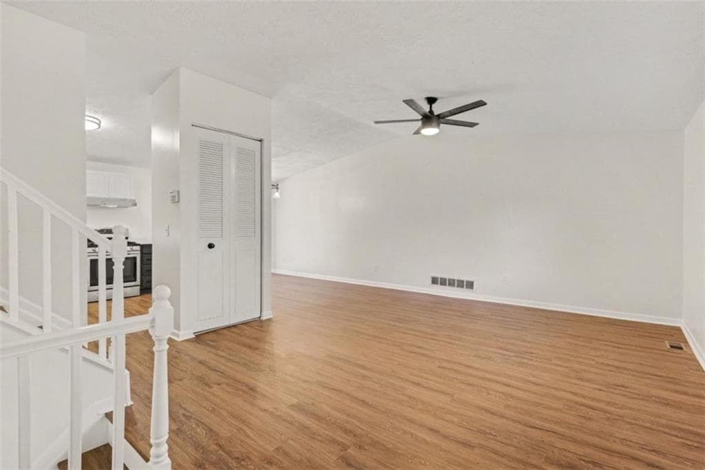 5 bedroom, 3 bathroom, 1,620 sq ft single family residence for sale at 2615 Old South Drive, Jonesboro, GA 30236 — photo 6