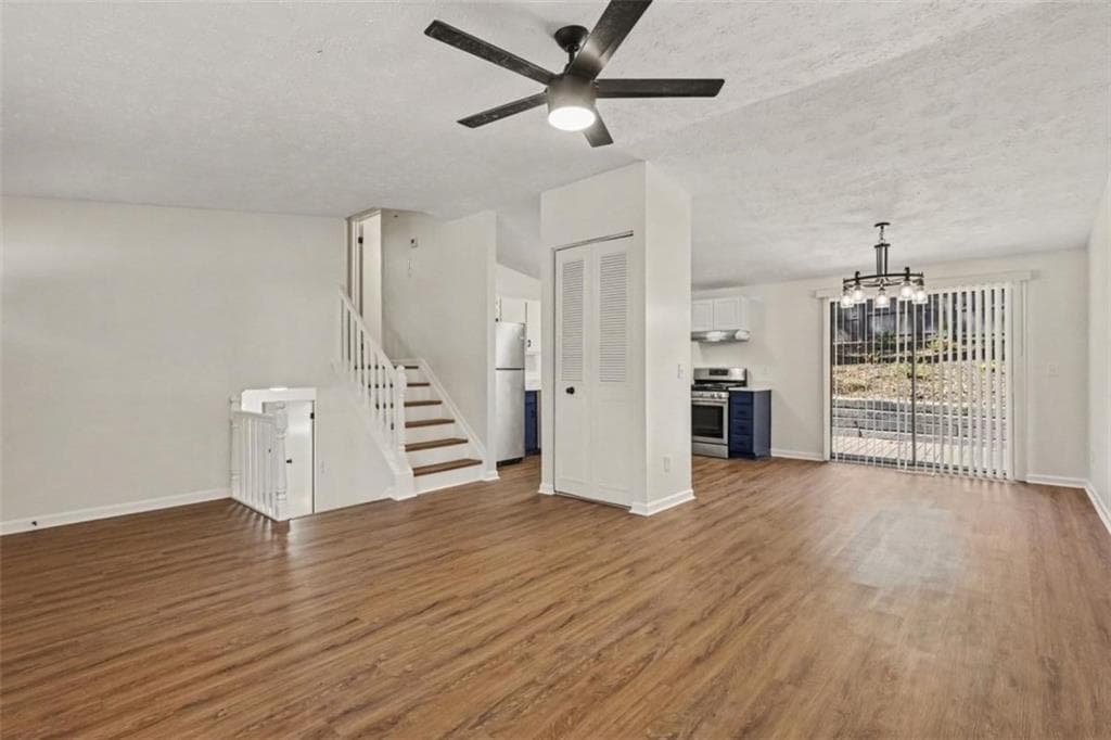 5 bedroom, 3 bathroom, 1,620 sq ft single family residence for sale at 2615 Old South Drive, Jonesboro, GA 30236 — photo 8