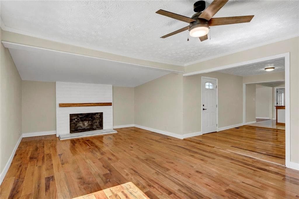 4 bedroom, 2 bathroom, 1,690 sq ft single family residence for sale at 575 Laurelwood Drive, Tyrone, GA 30290 — photo 5