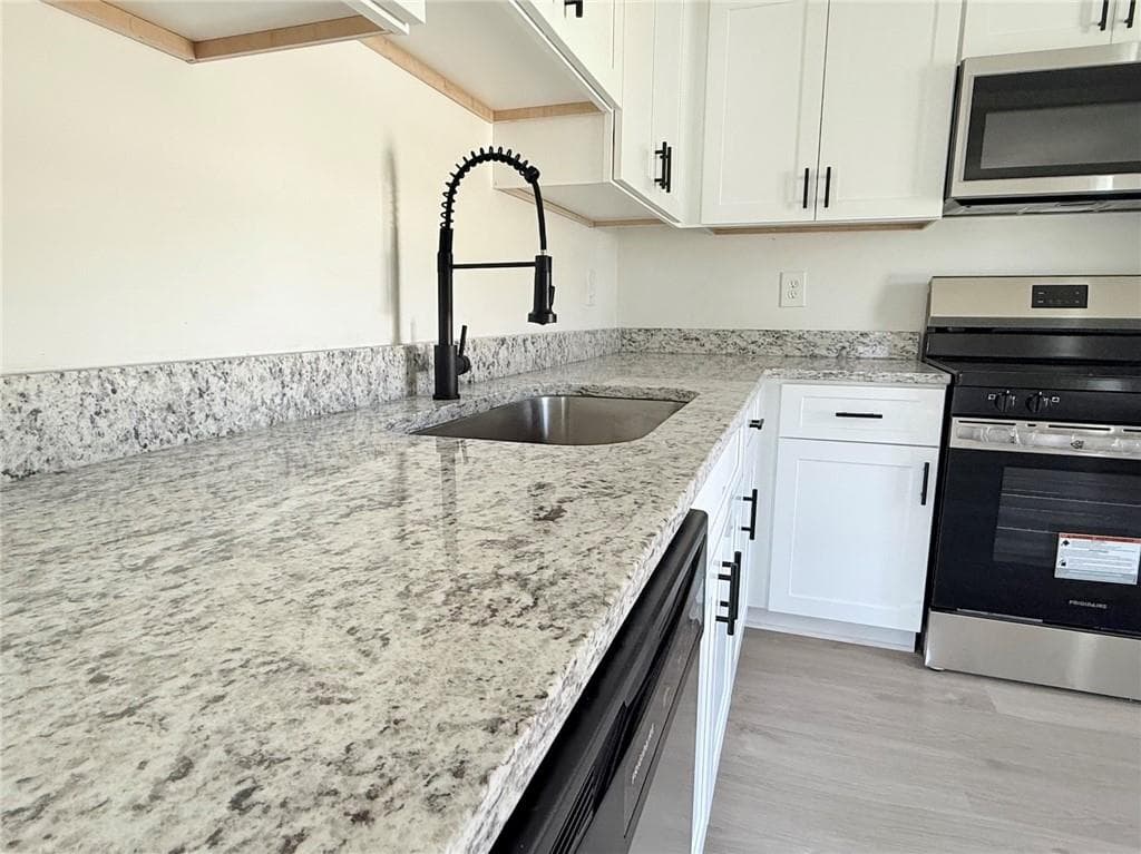3 bedroom, 2 bathroom, 944 sq ft single family residence for sale at 110 Elizabeth Street, Griffin, GA 30223 — photo 10