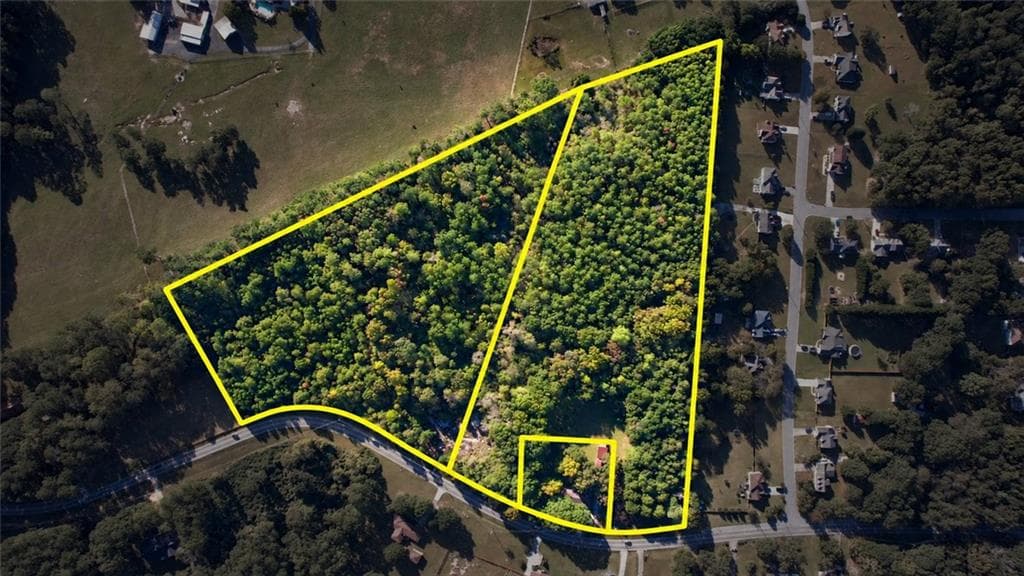 3 bedroom, 2 bathroom, 1,716 sq ft single family residence for sale at 4389 Rosebud Road, Loganville, GA 30052 — photo 7