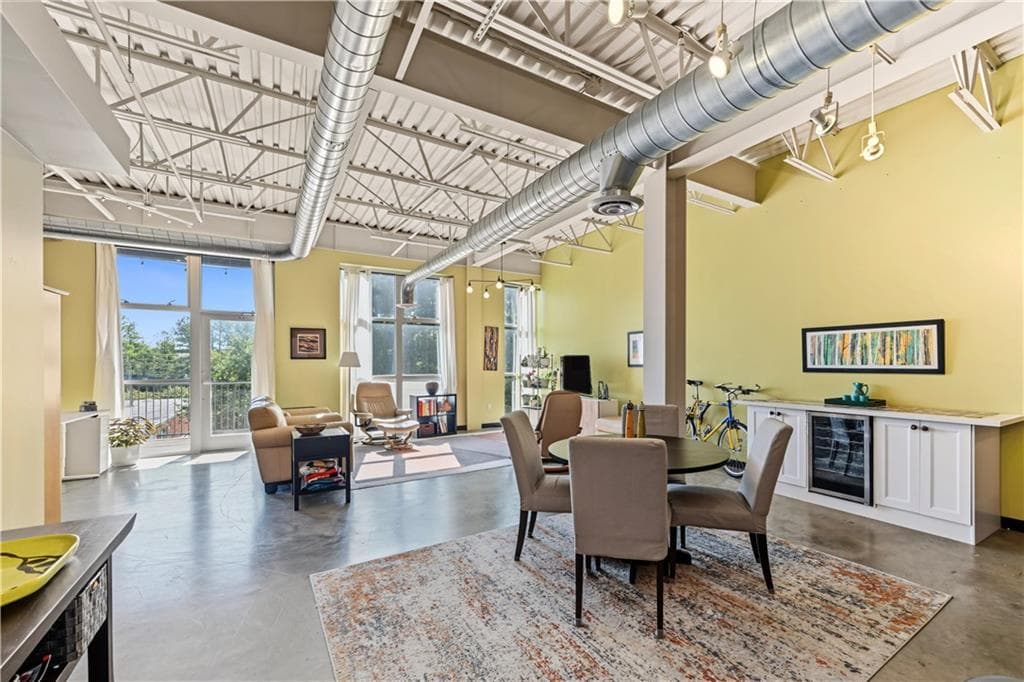 2 bedroom, 2 bathroom, 1,496 sq ft condominium for sale at 5200 Peachtree Road 3313, Atlanta, GA 30341 — photo 2
