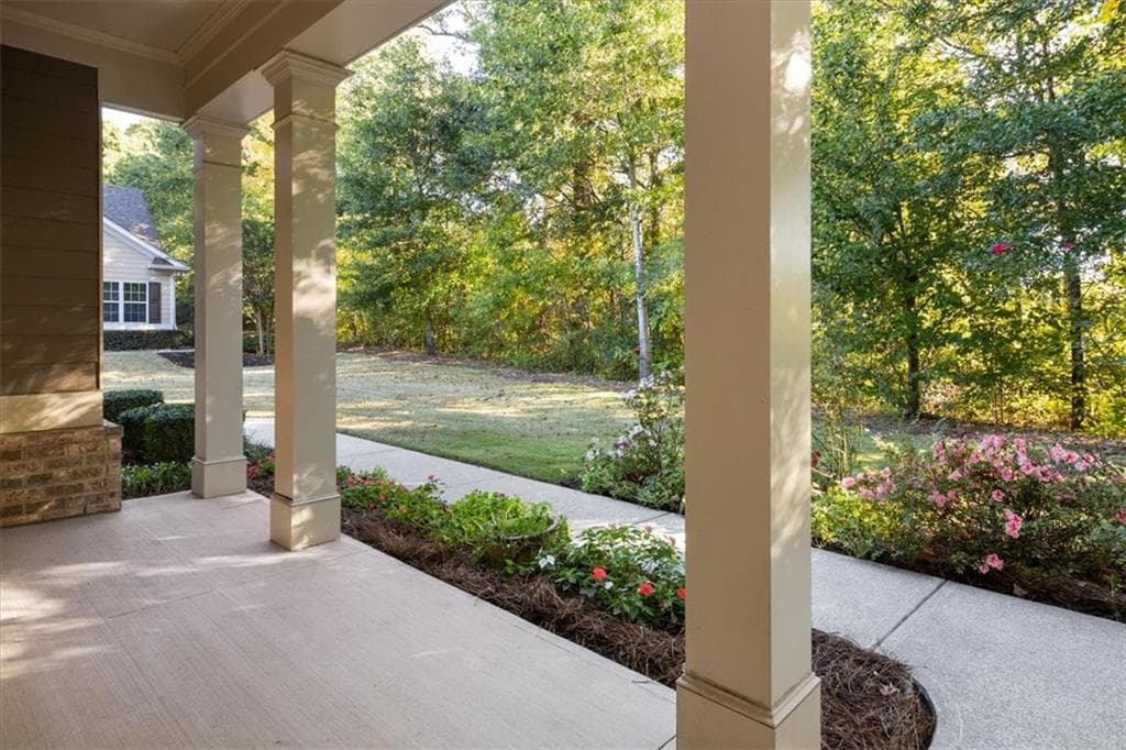 3 bedroom, 3 bathroom, 2,317 sq ft condominium for sale at 155 Owens Farm Lane, Woodstock, GA 30188 — photo 5