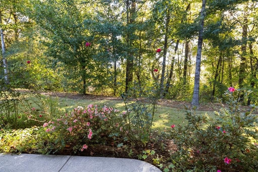 3 bedroom, 3 bathroom, 2,317 sq ft condominium for sale at 155 Owens Farm Lane, Woodstock, GA 30188 — photo 6