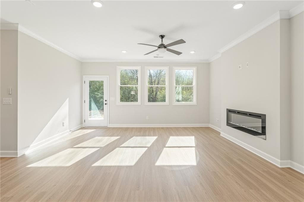 5 bedroom, 3 bathroom, 2,502 sq ft single family residence for sale at 4214 Karenwood Circle, Powder Springs, GA 30127 — photo 3