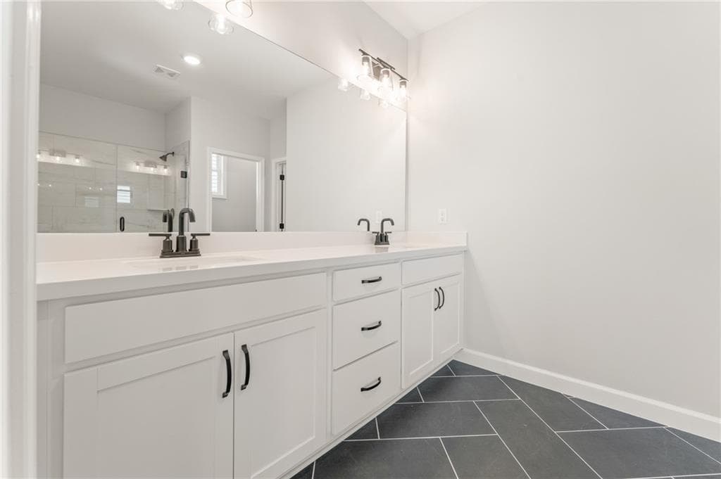 5 bedroom, 3 bathroom, 2,502 sq ft single family residence for sale at 4214 Karenwood Circle, Powder Springs, GA 30127 — photo 6