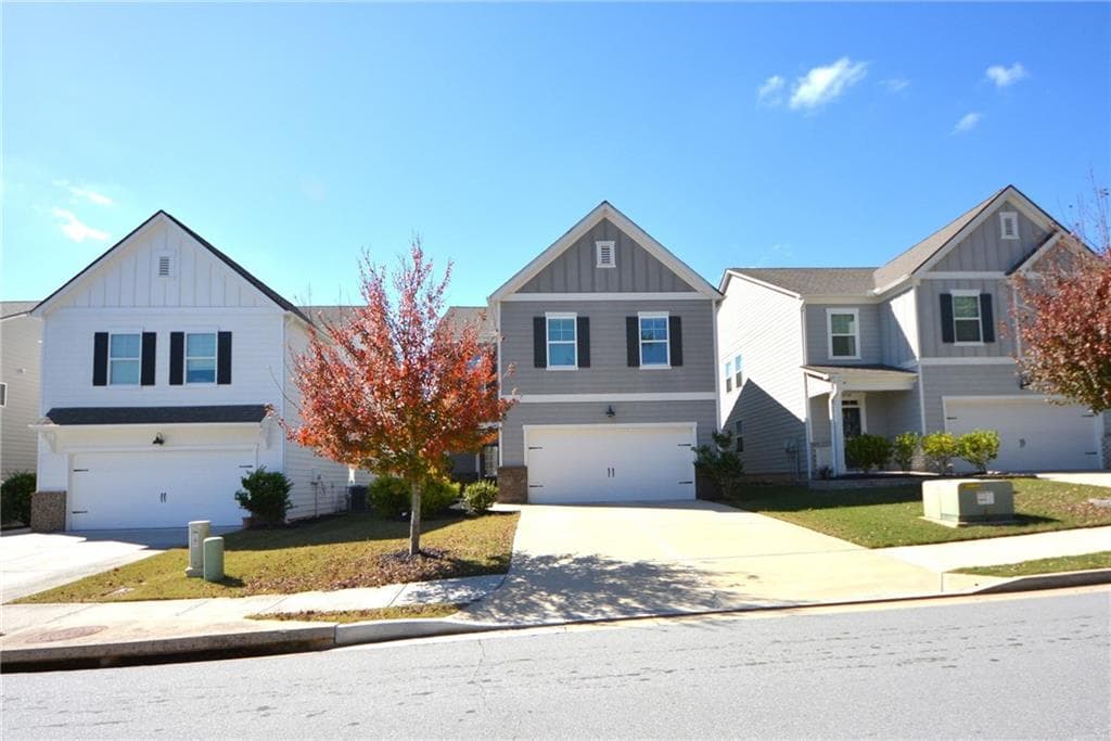 4 bedroom, 3 bathroom, 2,192 sq ft single family residence for rent at 5740 Screech Owl Drive, Flowery Branch, GA 30542 for $2,200 a month — photo 1 of 33