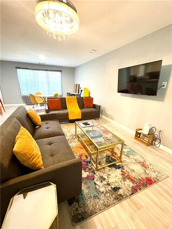 2 bedroom, 2 bathroom, 1,308 sq ft townhouse for sale at 1081 Estes Drive 403, Atlanta, GA 30310