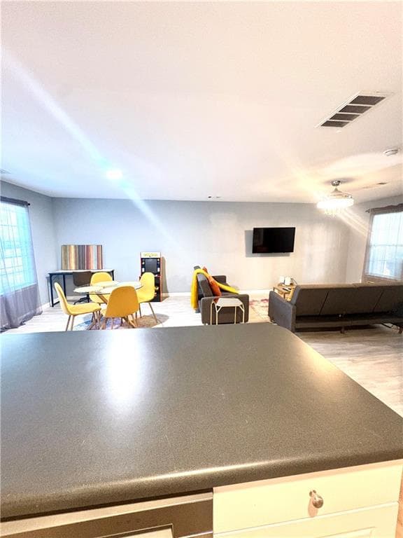 2 bedroom, 2 bathroom, 1,308 sq ft townhouse for sale at 1081 Estes Drive 403, Atlanta, GA 30310 — photo 9