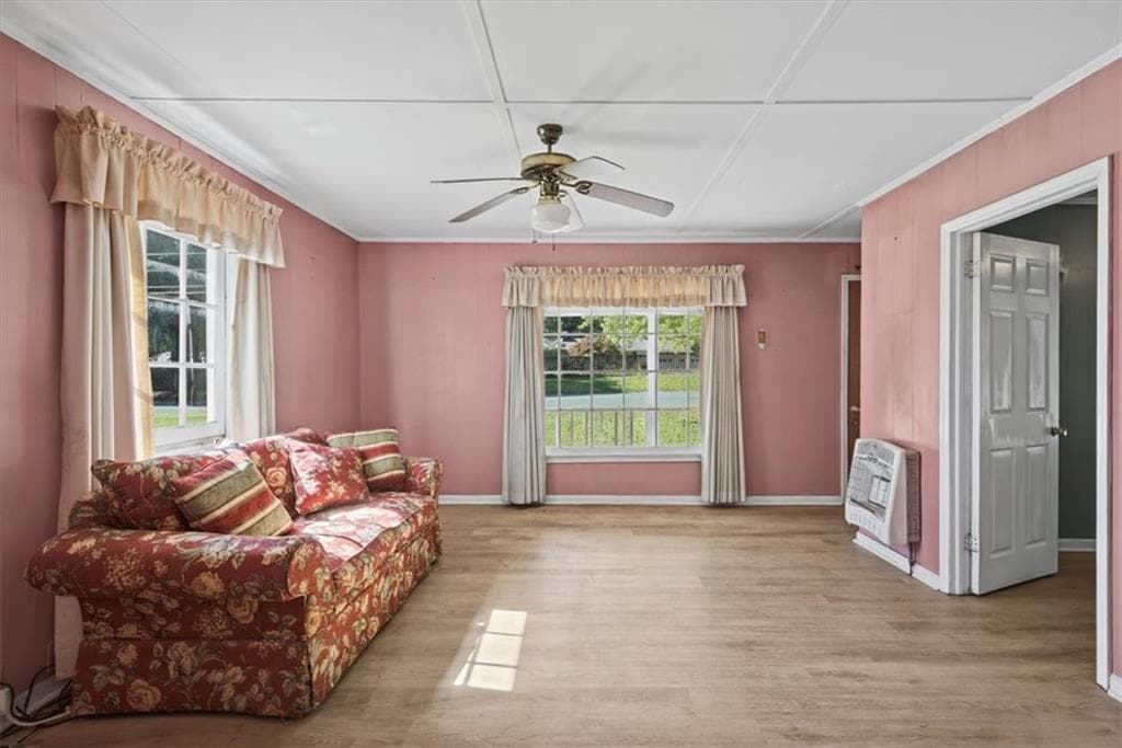 2 bedroom, 1 bathroom, 1,036 sq ft single family residence for sale at 710 Jones Avenue, Rockmart, GA 30153 — photo 9