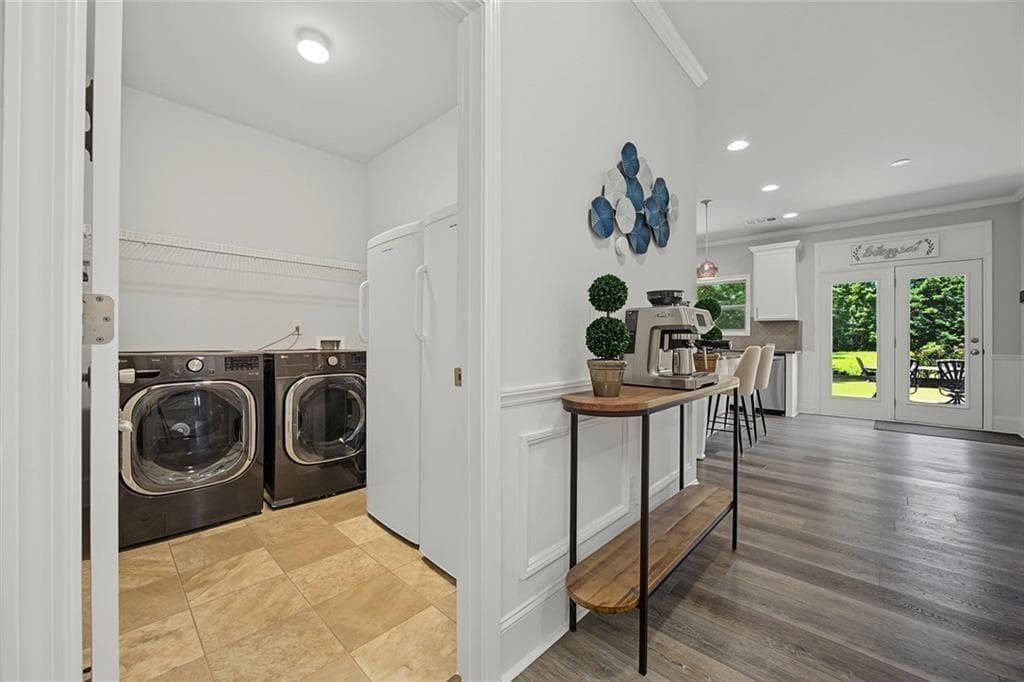 5 bedroom, 3 bathroom, 2,968 sq ft single family residence for rent at 2236 Hamilton Lake Parkway, Buford, GA 30519 for $2,850 a month — photo 6