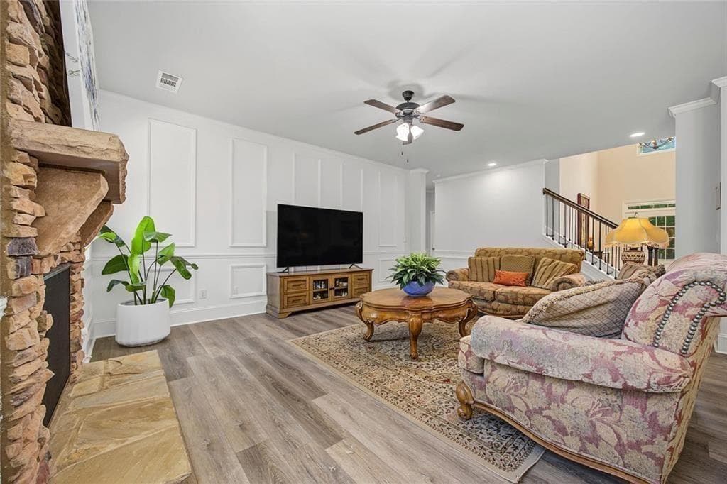5 bedroom, 3 bathroom, 2,968 sq ft single family residence for rent at 2236 Hamilton Lake Parkway, Buford, GA 30519 for $2,850 a month — photo 9