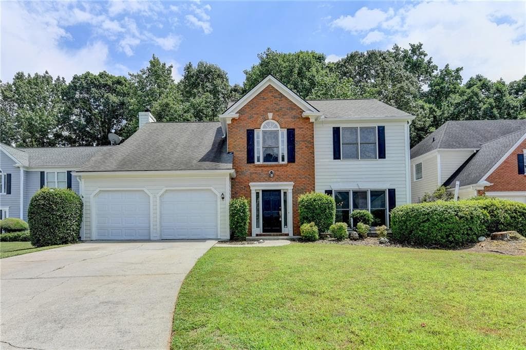 4 bedroom, 3 bathroom, 2,104 sq ft single family residence for rent at 10795 Glenbarr Drive, Johns Creek, GA 30097 for $3,180 a month — photo 3
