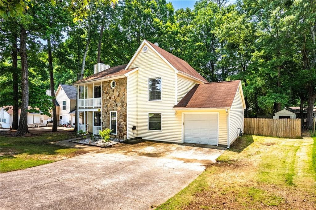 4 bedroom, 3 bathroom, 1,874 sq ft single family residence for rent at 2568 Redfield Drive, Norcross, GA 30071 for $2,499 a month — photo 1 of 40