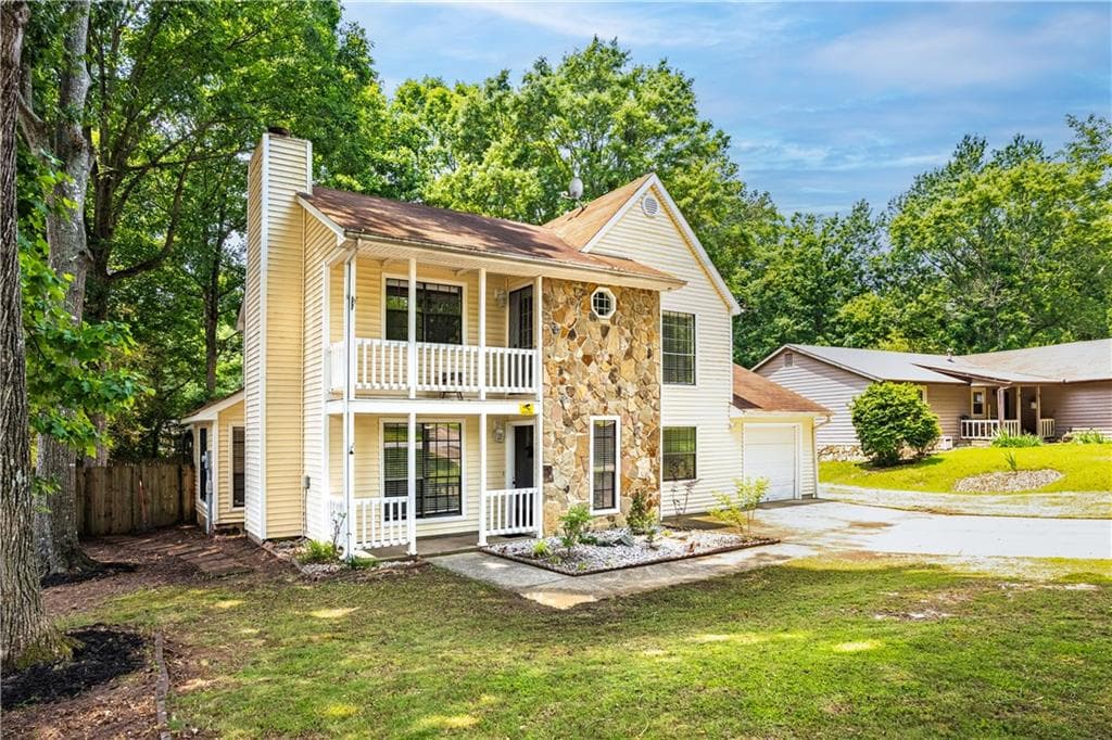 4 bedroom, 3 bathroom, 1,874 sq ft single family residence for rent at 2568 Redfield Drive, Norcross, GA 30071 for $2,499 a month — photo 3