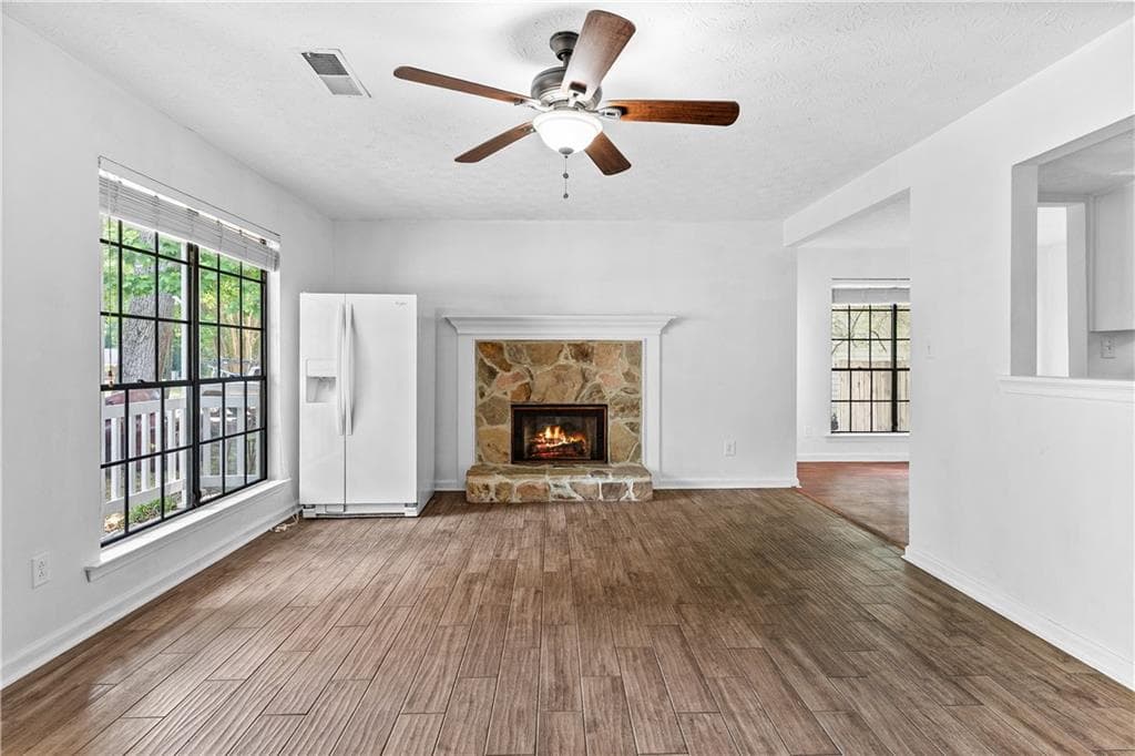 4 bedroom, 3 bathroom, 1,874 sq ft single family residence for rent at 2568 Redfield Drive, Norcross, GA 30071 for $2,499 a month — photo 5