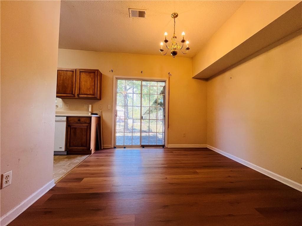 3 bedroom, 3 bathroom, 1,602 sq ft townhouse for rent at 3841 Pleasant Oaks Drive, Lawrenceville, GA 30044 for $2,000 a month — photo 8