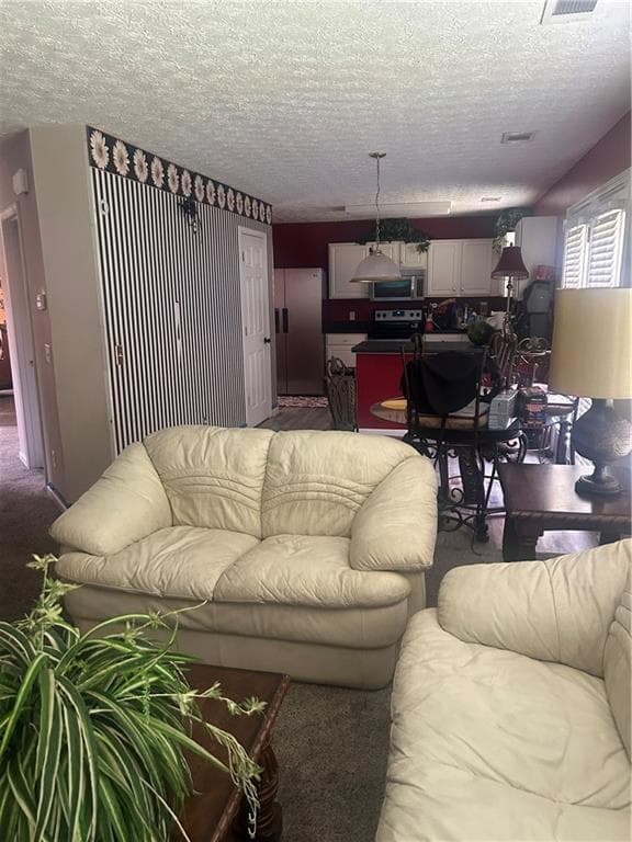 4 bedroom, 3 bathroom, 2,418 sq ft single family residence for rent at 922 Thorny Lane, Grayson, GA 30017 for $2,155 a month — photo 3