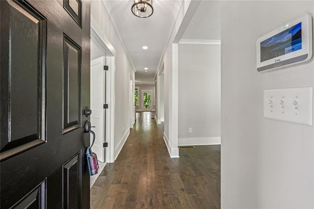 4 bedroom, 3 bathroom, 3,054 sq ft single family residence for sale at 1179 Booker Avenue, Atlanta, GA 30310 — photo 3
