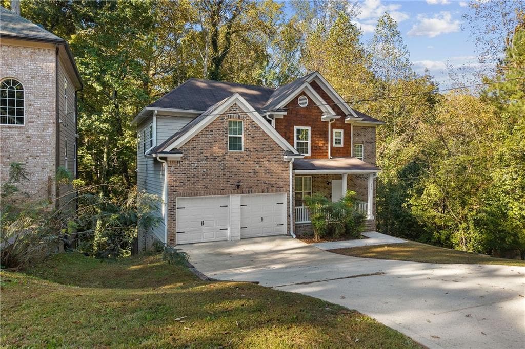 5 bedroom, 3 bathroom, 2,600 sq ft single family residence for sale at 506 Waterford Road, Atlanta, GA 30318 — photo 2