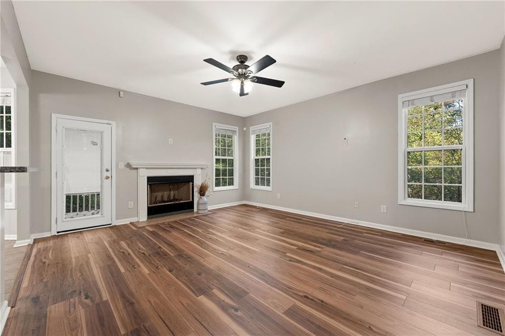 5 bedroom, 3 bathroom, 2,600 sq ft single family residence for sale at 506 Waterford Road, Atlanta, GA 30318 — photo 10