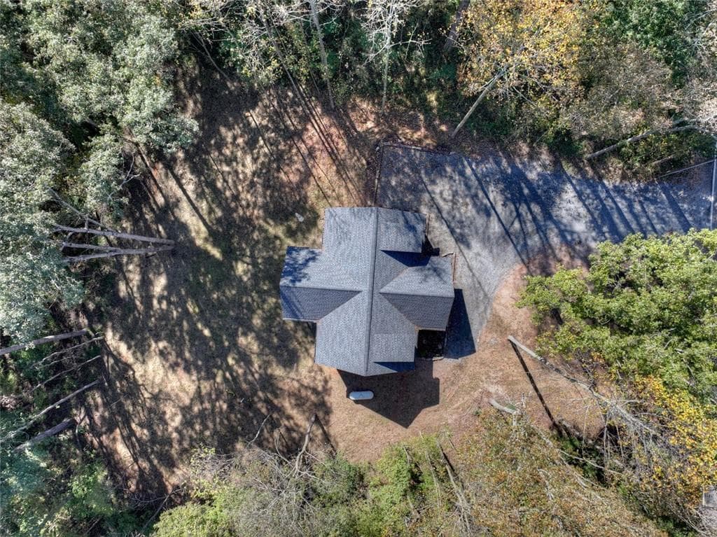 4 bedroom, 3 bathroom, 1,980 sq ft single family residence for sale at 52 Blackberry Mountain Road, Ellijay, GA 30536 — photo 7