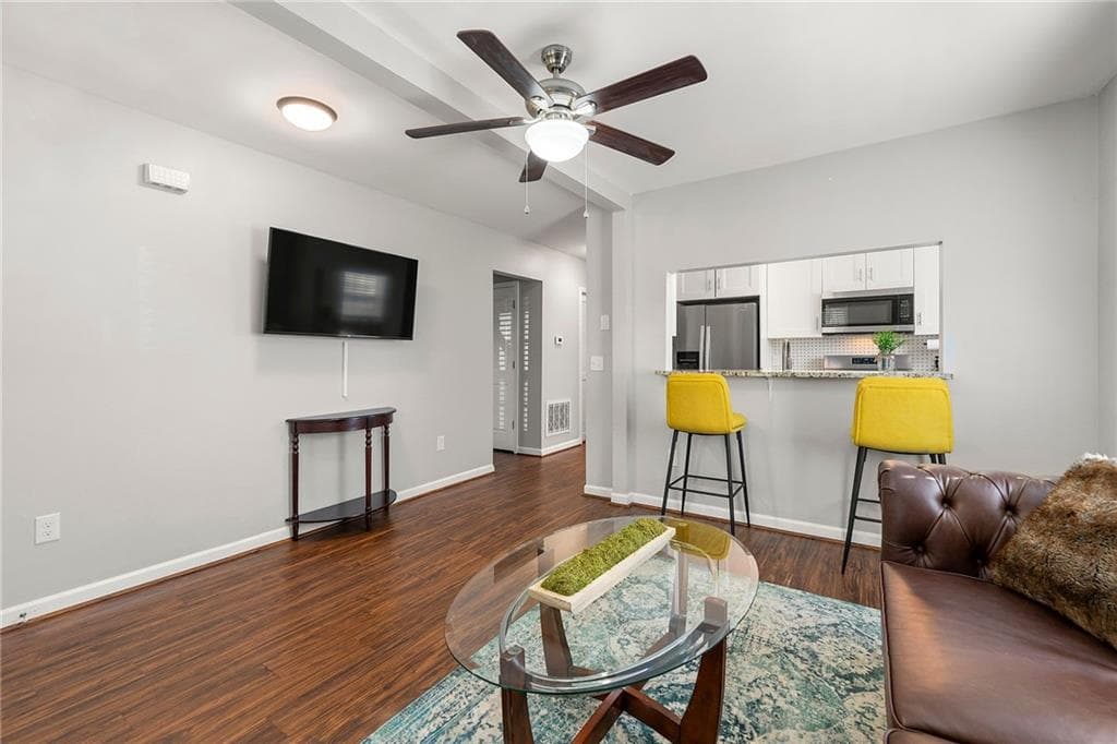 3 bedroom, 2 bathroom, 1,008 sq ft single family residence for rent at 954 Fern Avenue, Atlanta, GA 30315 for $2,500 a month — photo 5