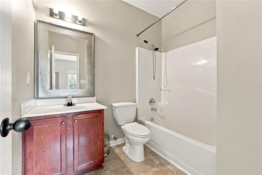 4 bedroom, 4 bathroom, 2,808 sq ft townhouse for sale at 2106 Tidal Cove 41, Lawrenceville, GA 30043 — photo 6