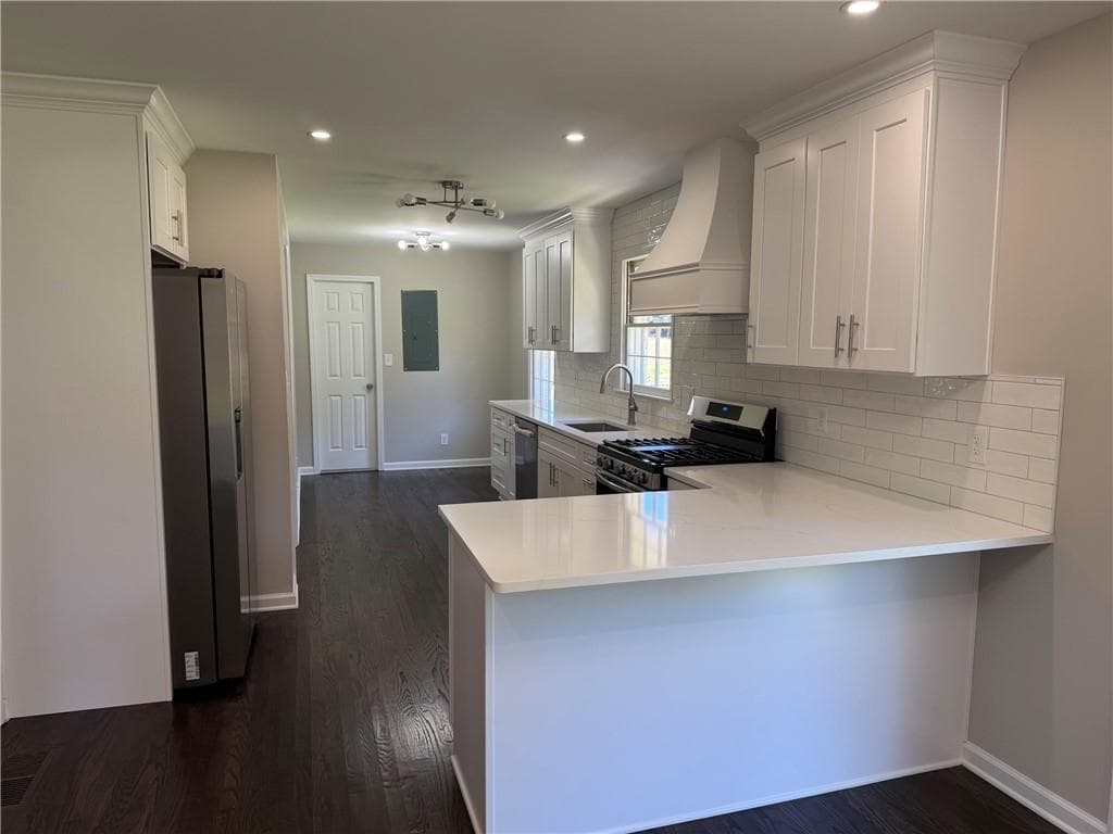 3 bedroom, 2 bathroom, 1,716 sq ft single family residence for rent at 2642 Skyland Drive, Snellville, GA 30078 for $2,600 a month — photo 8