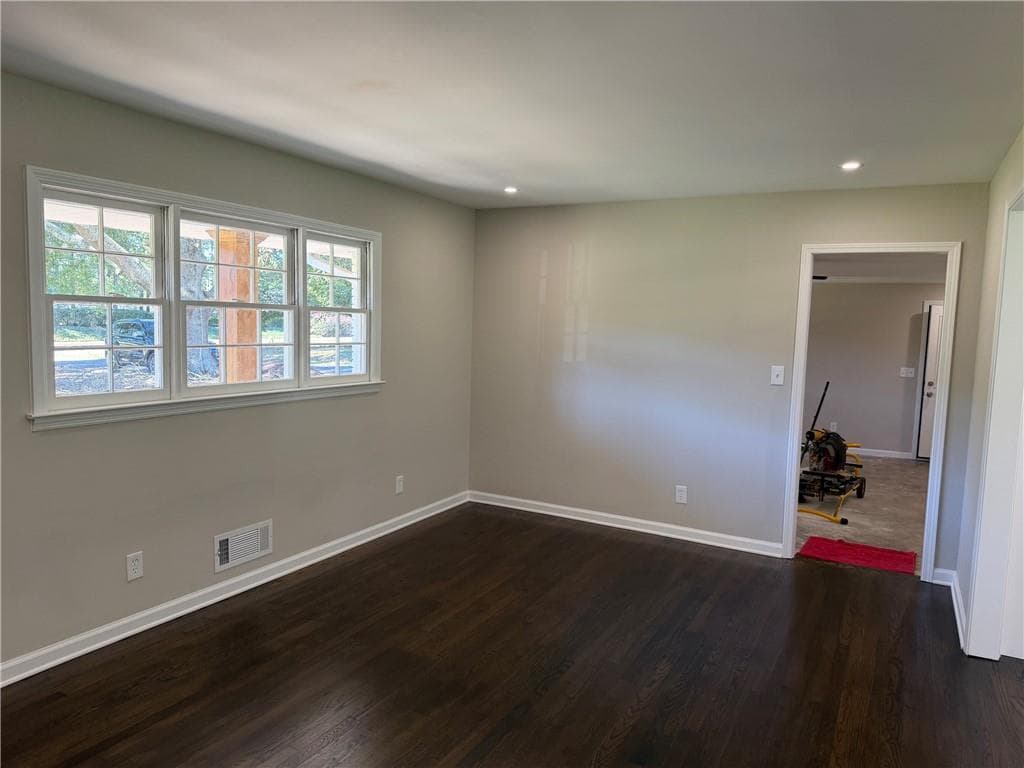 3 bedroom, 2 bathroom, 1,716 sq ft single family residence for rent at 2642 Skyland Drive, Snellville, GA 30078 for $2,600 a month — photo 3