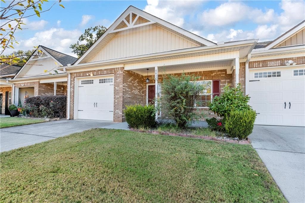 2 bedroom, 2 bathroom, 1,176 sq ft townhouse for sale at 6832 Tara Oaks Drive, Riverdale, GA 30274 — photo 3
