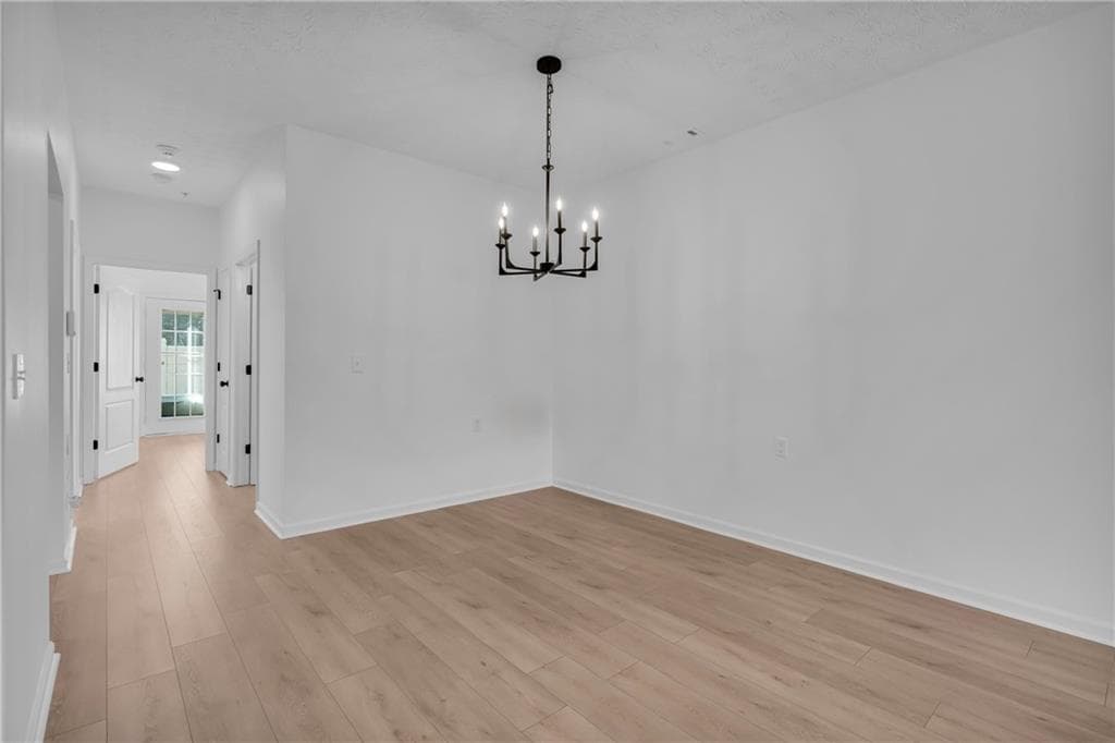 2 bedroom, 2 bathroom, 1,176 sq ft townhouse for sale at 6832 Tara Oaks Drive, Riverdale, GA 30274 — photo 9