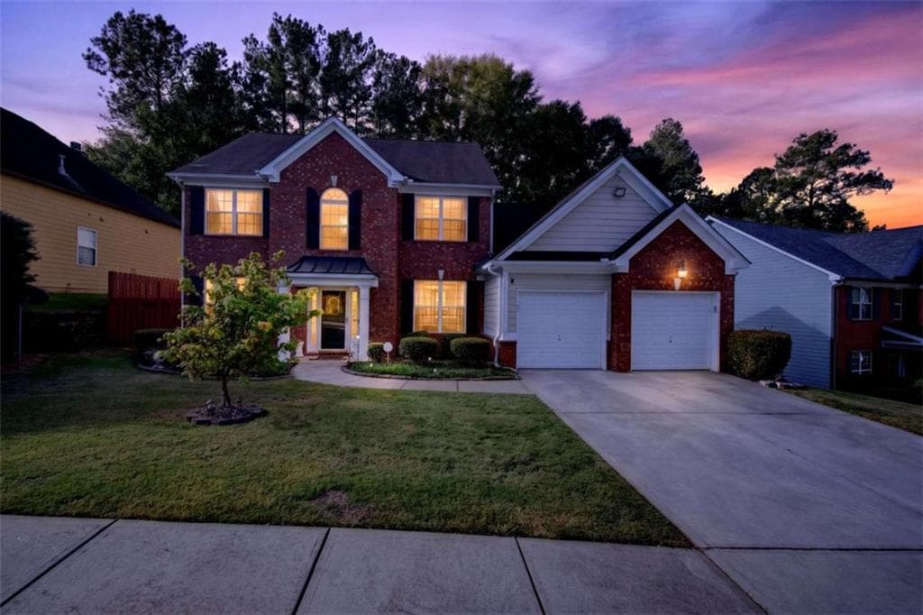 4 bedroom, 3 bathroom, 2,962 sq ft single family residence for sale at 4448 Yosemite Park Way, Snellville, GA 30039