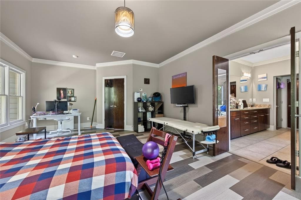 5 bedroom, 4 bathroom, 3,766 sq ft single family residence for sale at 2195 Watercrest Commons Circle, Marietta, GA 30062 — photo 5