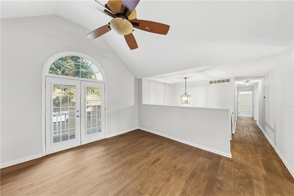 3 bedroom, 3 bathroom, 1,954 sq ft single family residence for sale at 1608 Barrier Road, Marietta, GA 30066 — photo 3