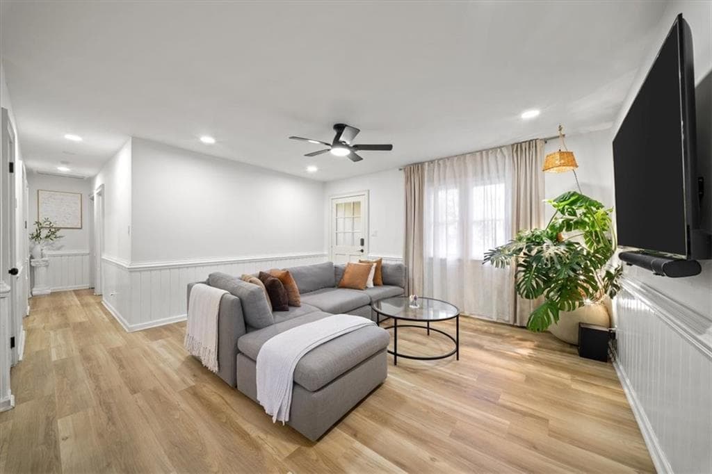 3 bedroom, 1 bathroom single family residence for sale at 881 Brighton Drive, Lawrenceville, GA 30043 — photo 5
