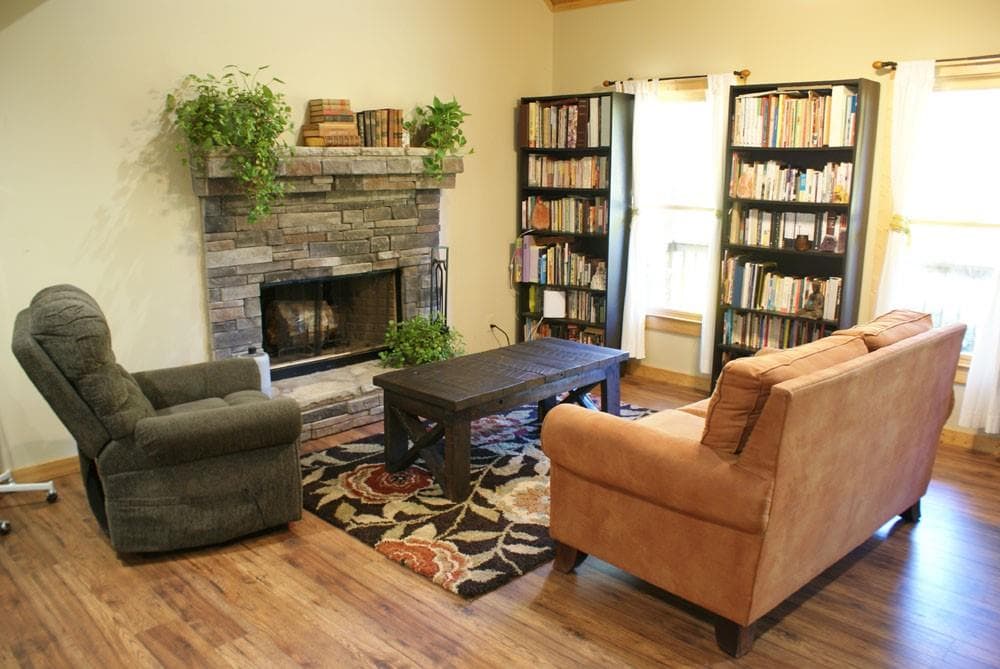 2 bedroom, 3 bathroom, 1,565 sq ft single family residence for sale at 34 Matthew Court, Dahlonega, GA 30533 — photo 5