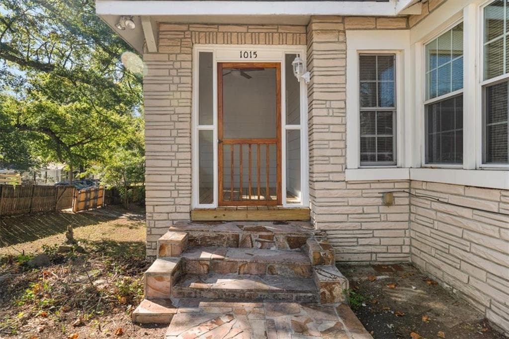 4 bedroom, 2 bathroom, 1,172 sq ft single family residence for rent at 1015 Hill Street, Atlanta, GA 30315 for $3,100 a month — photo 4