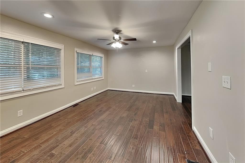 3 bedroom, 3 bathroom, 2,668 sq ft single family residence for rent at 167 Cypress Drive, Dallas, GA 30157 for $2,200 a month — photo 4