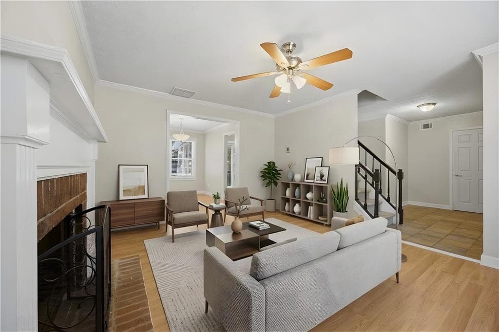 3 bedroom, 3 bathroom, 1,601 sq ft single family residence for sale at 10350 Rillridge Court, Alpharetta, GA 30022 — photo 4