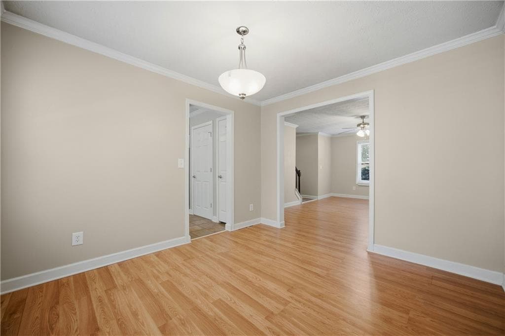 3 bedroom, 3 bathroom, 1,601 sq ft single family residence for sale at 10350 Rillridge Court, Alpharetta, GA 30022 — photo 6