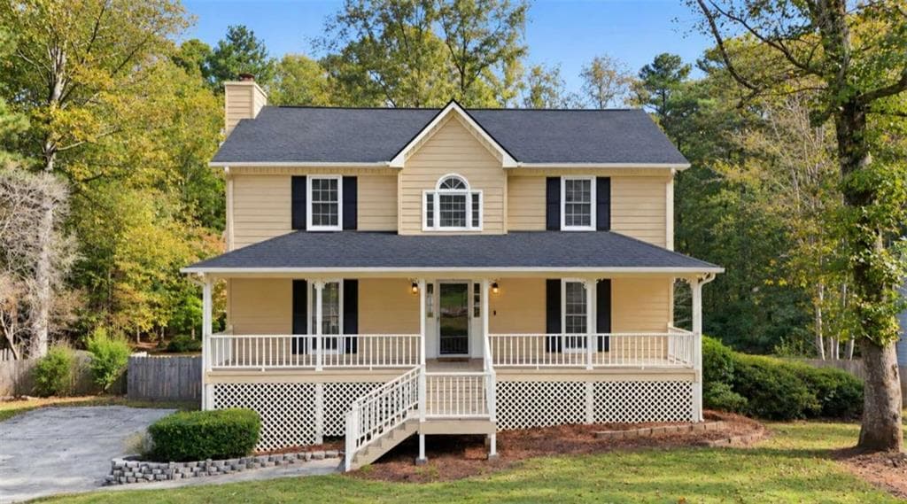 3 bedroom, 3 bathroom, 1,748 sq ft single family residence for sale at 3111 Lakepoint Circle, Acworth, GA 30102